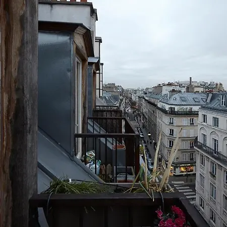 Veeve - Rooftop Zen * Párizs